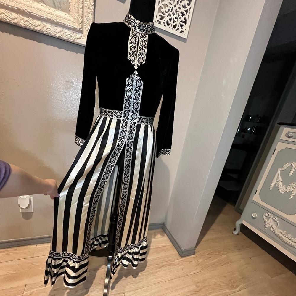 Vintage 1970’s black and whites white striped satin and velvet maxi dress - Picture 11 of 12